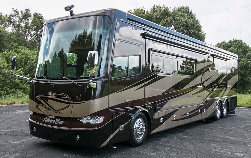 Front driver-side exterior